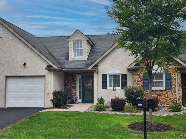 1545 Harvest Dr W, Easton, PA 18040