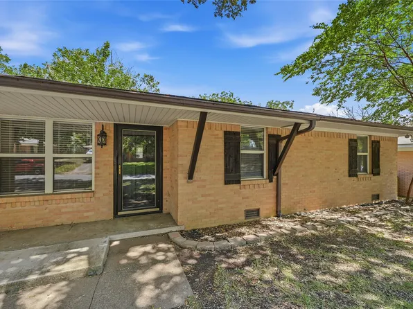 1303 Lafayette Dr, Denison, TX 75020