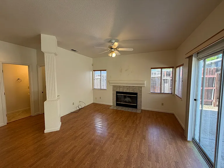 8868 Chadbury Pl — Photo 9