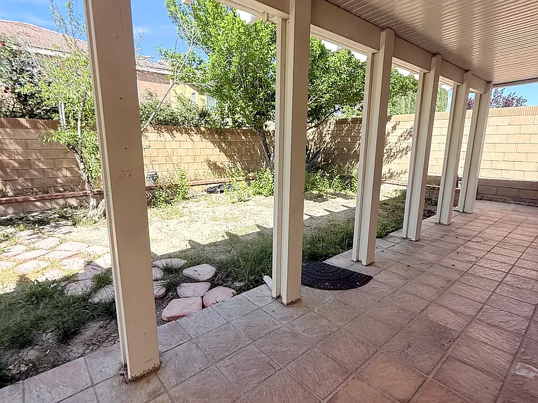 3045 W Newgrove St — Photo 26