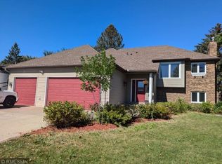 5693 125th St W, Apple Valley, MN 55124