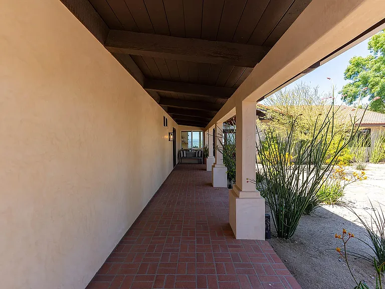 30410 Calle La Reina — Photo 28