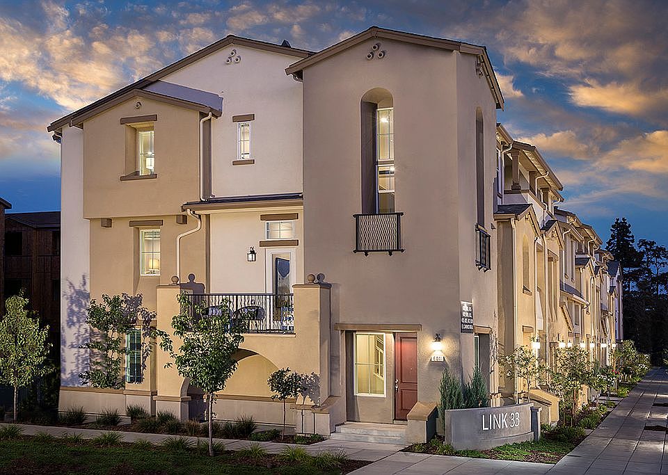 1st image of 2 Lisbon Ln
