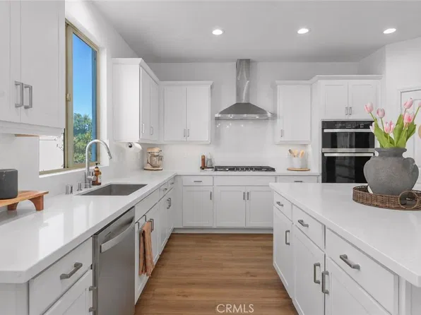 17907 Edna Valley Dr, Riverside, CA 92503