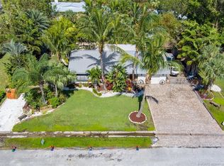 1281 SW Nikoma St, Palm City, FL 34990
