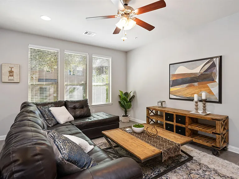 13800 Lyndhurst St #222 — Photo 10
