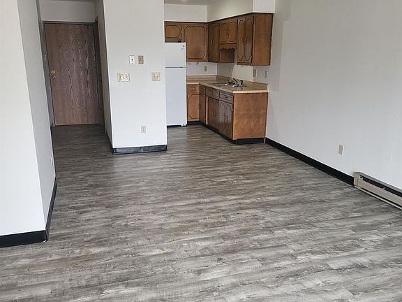 5th image of 406 1st St #4