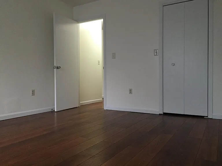 365 Mather St #200 — Photo 6