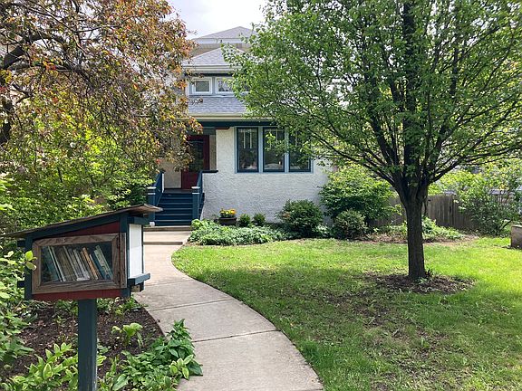 2nd image of 424 N Harvey Ave