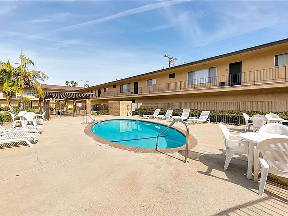5th image of 2341 W Crescent Ave #14