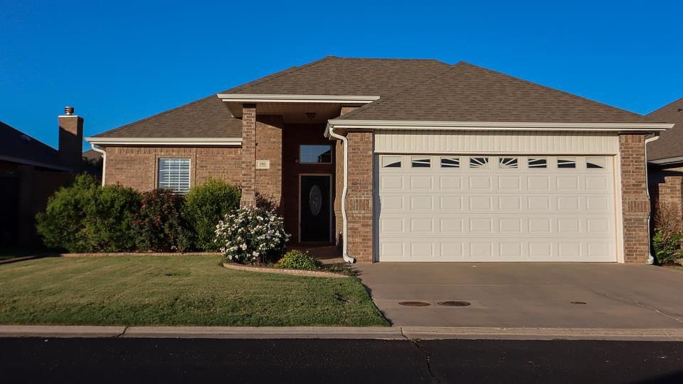 1st image of 102 Waimea Dr
