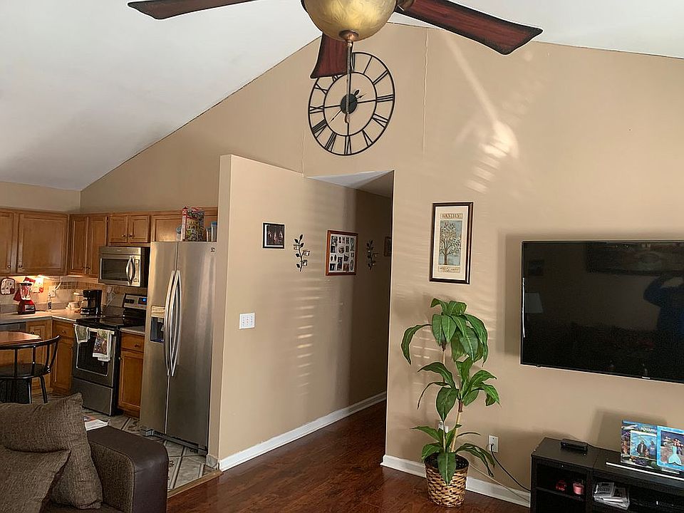 1st image of 4003 Mountainridge Dr