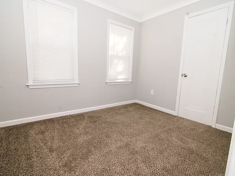 Lower floor room 1