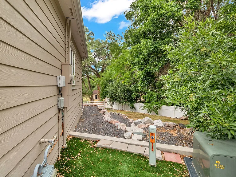2245 Idella Ct — Photo 8