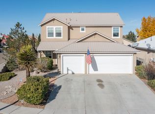 446 Minturn Loop NE, Rio Rancho, NM 87124