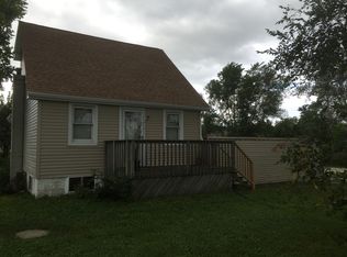 808 Astor Pl, Gurnee, IL 60031