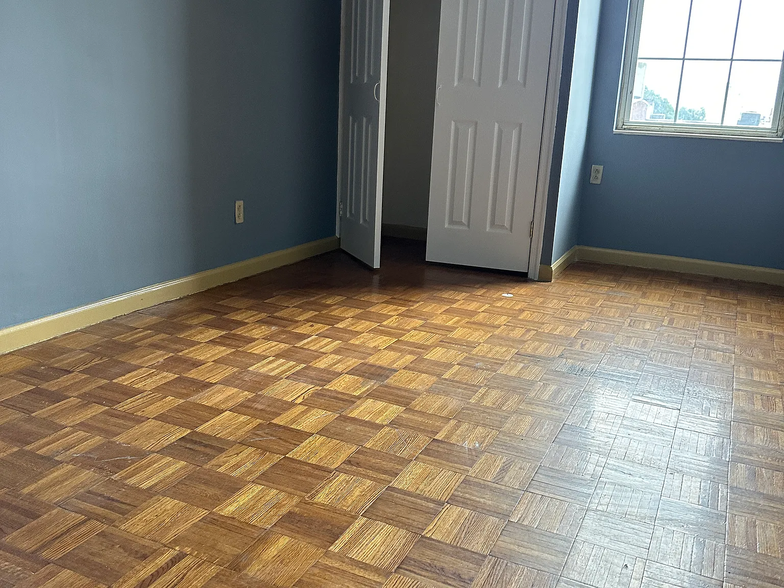 2 bed, 700 sqft, $1,100 — Photo 3