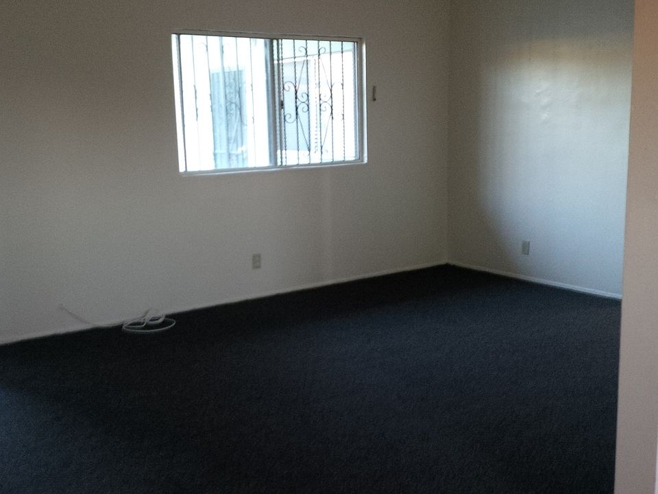 1st image of 11710 S Budlong Ave APT 11