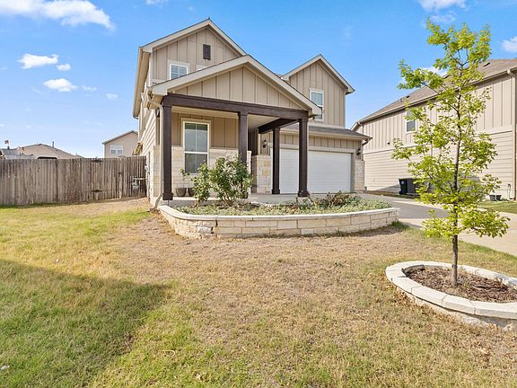 3rd image of 138 Fern Dr
