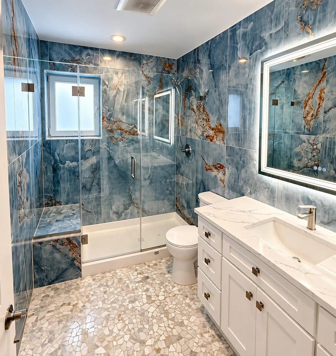 2 bed, 1.0 bath, 5450 sqft, $2,800 — Photo 2