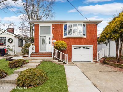 45 W Ter, Staten Island, NY, 10312