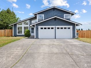 15207 14th Avenue Ct E, Tacoma, WA