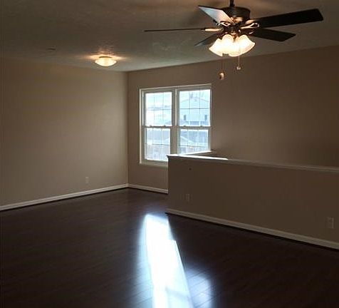 3rd image of 8037 Independence Dr APT B