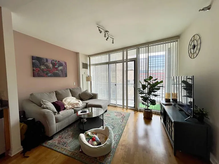 611 S Wells St #809 — Photo 5