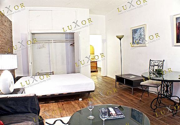 2nd image of 225 E 49th St APT 3D