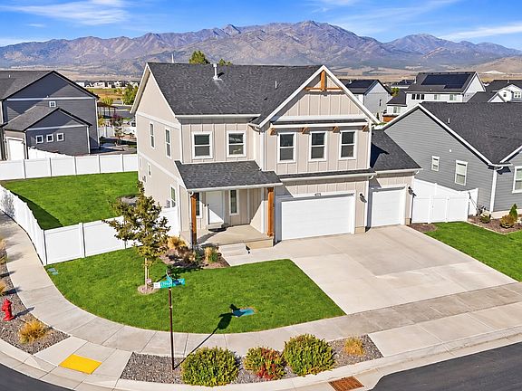 2nd image of 4575 N Browning Way