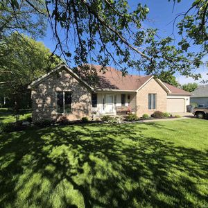402 S Olive St, Farmland, IN, 47340