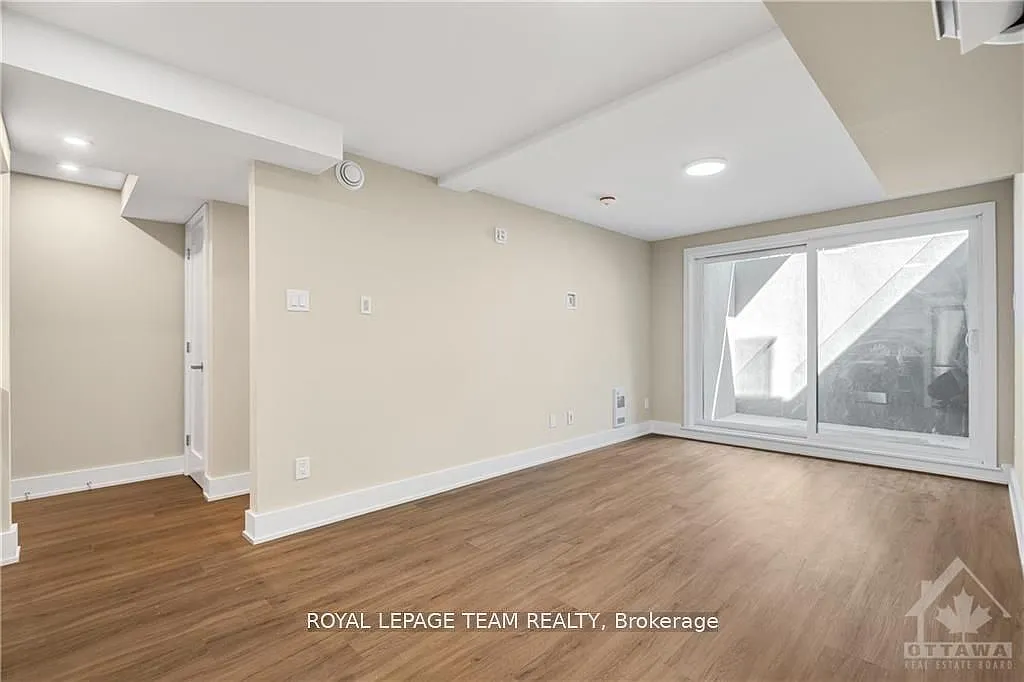 Studio, $1,655 — Photo 3