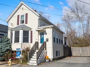 25 Planters St, Salem, MA 01970