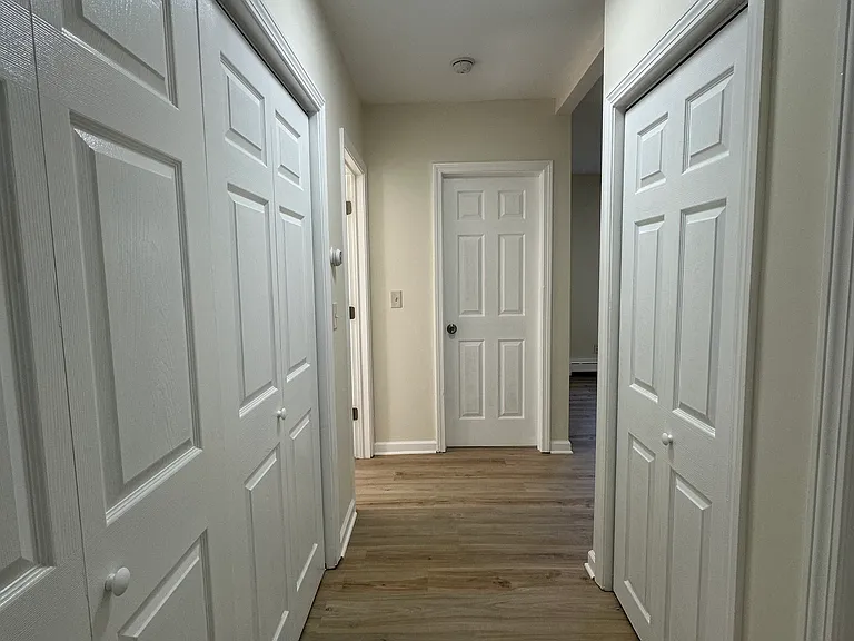 42 Jefferson Ave — Photo 6