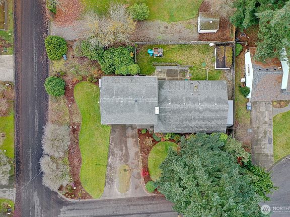 3rd image of 3728 70th Avenue Ct W