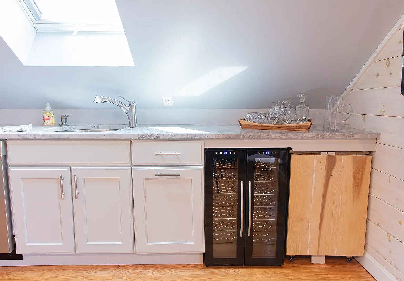 1 bed, 950 sqft, $2,200 — Photo 4