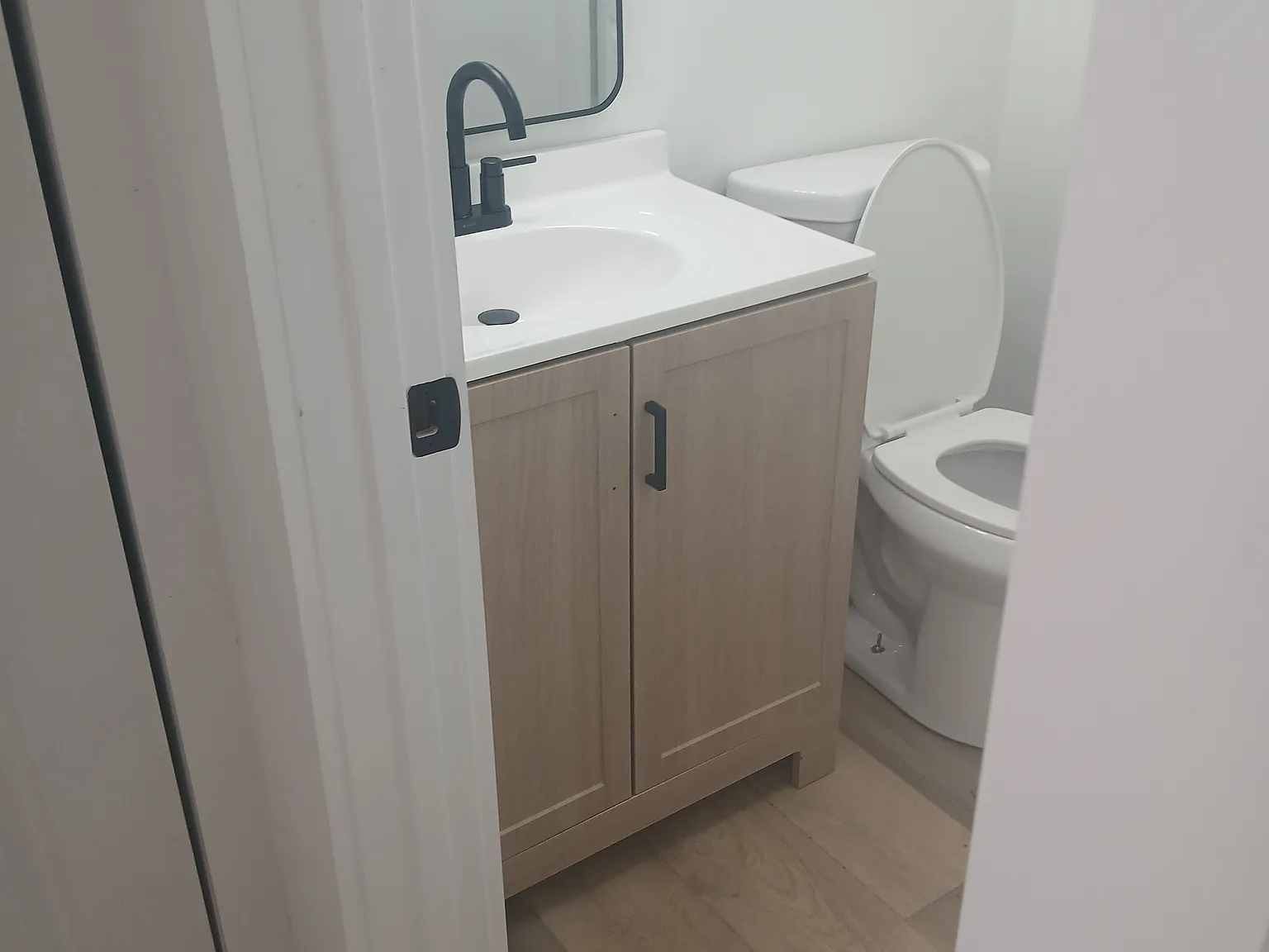 2 bed, $1,400 — Photo 4