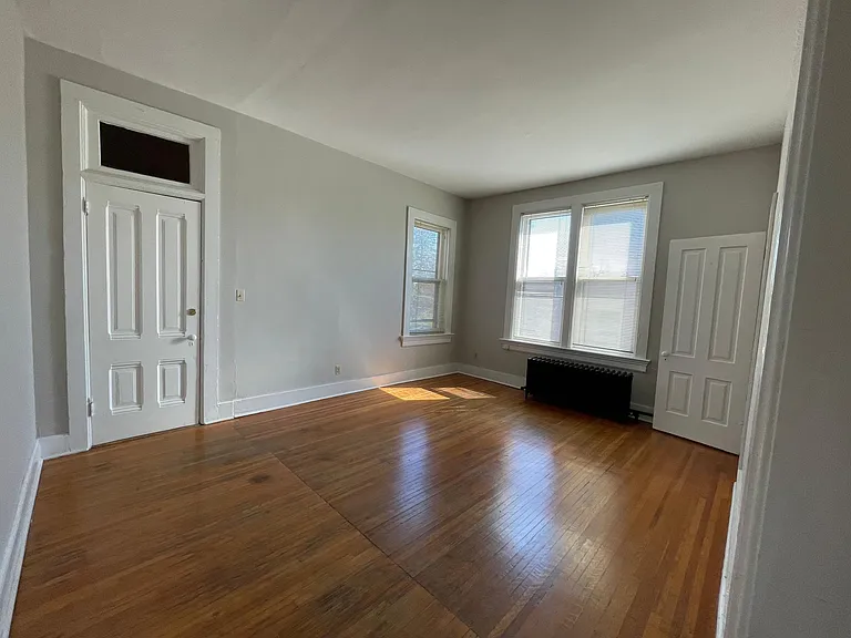 325 W Jackson St #2-S — Photo 5