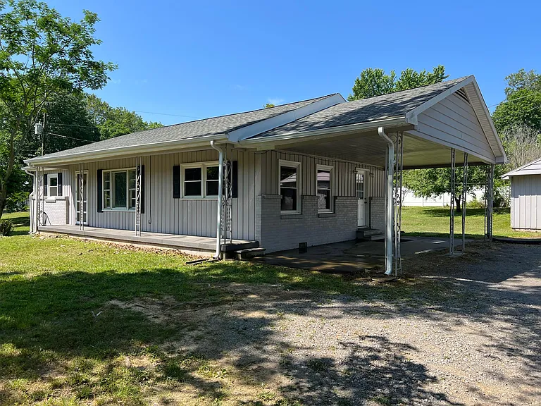 2144 River Rd — Photo 2