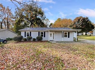 4051 Gordon Ct, Winston Salem, NC 27104