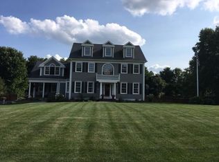 40 Fox Run Rd, Wrentham, MA 02093