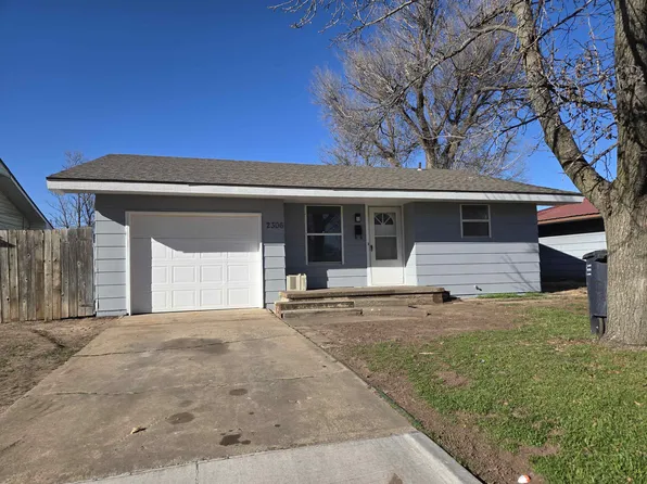 2306 E Locust Ave, Enid, OK 73701