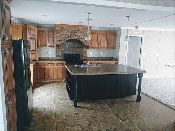 5th image of 863 SW Catherine Ln