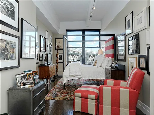 Sold by Sotheby's International Realty | media 5