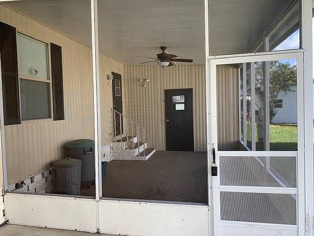 1st image of 372 Windsor Dr