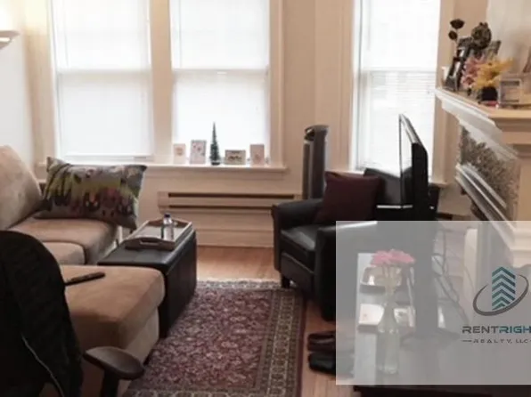 916-20 Greenbay Rd, Winnetka, IL