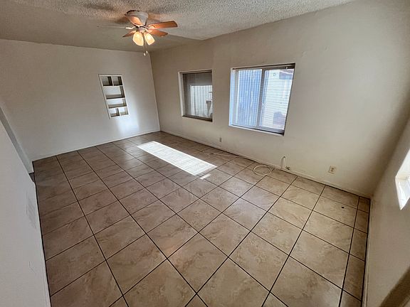 4th image of 3706 East Fairmount St #E