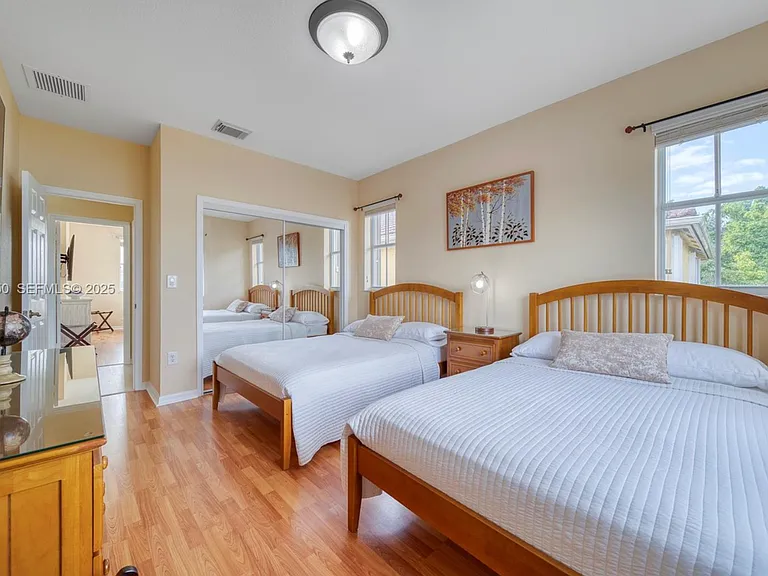 16403 SW 79th Ln — Photo 7
