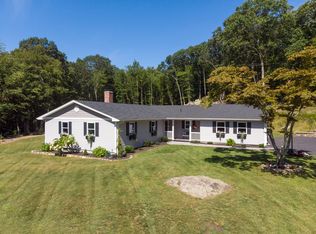 36 Plumtrees Rd, Newtown, CT 06470