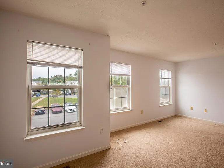 47751 Devin Cir — Photo 16